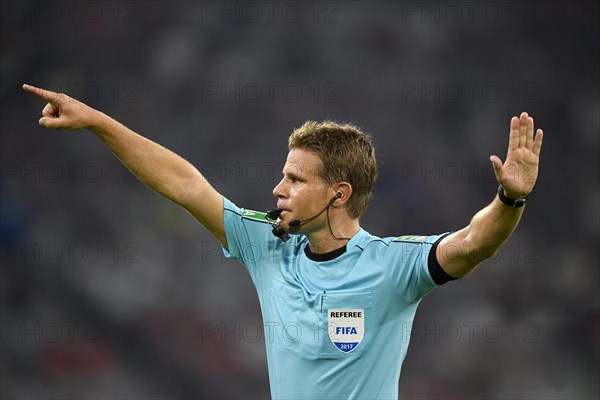 Referee Dr. Felix Brych