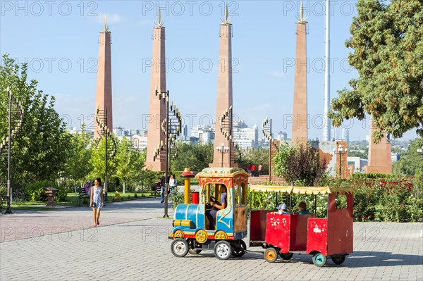 Granite obelisks and lamp posts