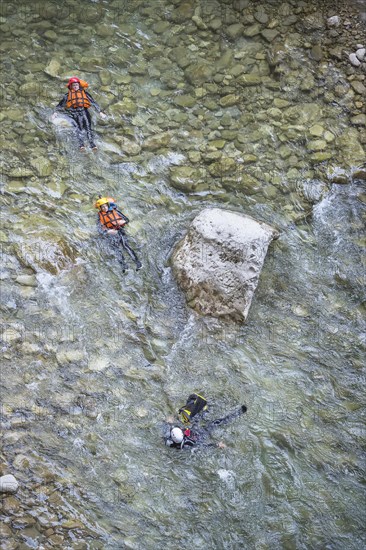 People canyoning in the Gorges du Verdon