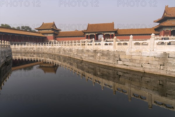 Channel through the Forbidden City