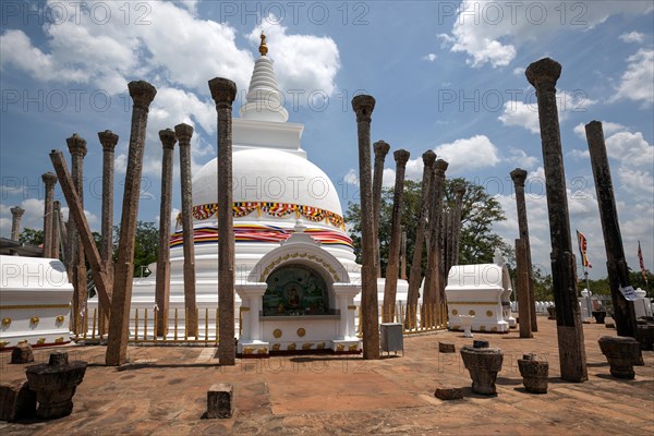 Thuparama Dagoba Temple