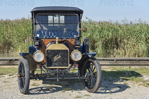 Vintage car