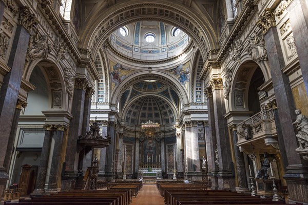 Interior chancel