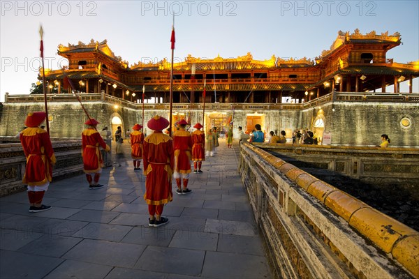 Vietnamese sentries in front of the noon gate