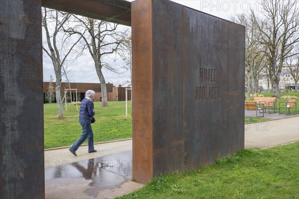 Musee Soulages