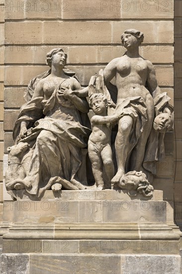Group of figures on the south facade