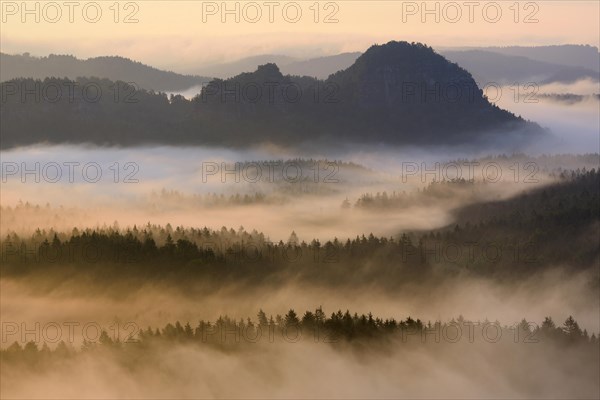 View from Kleiner Winterberg to Lorenzsteine