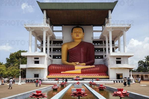 Giant Buddha statue