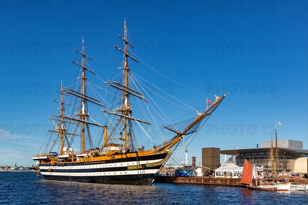 Italian marine training ship Amerigo Vespucci in harbor