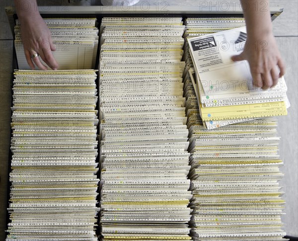 Index cards in drawer