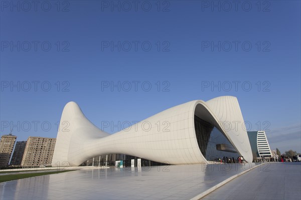 Zaha Hadid's Heydar Aliyev Museum