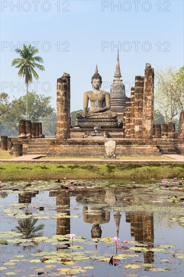 Temple Wat Mahathat Sukhothai