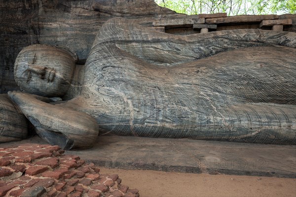 Reclining Buddha