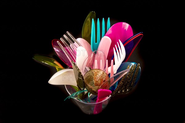 Plastic cutlery