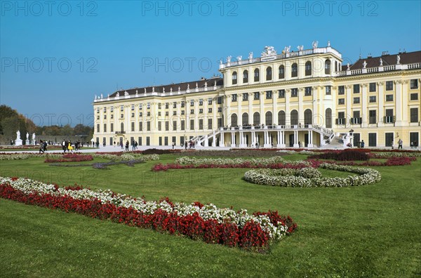 Schonbrunn Palace with flower bed