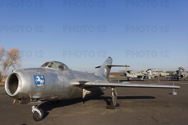 MIG-15 BIS