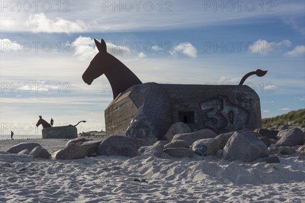Bunker Mulies by Bill Woodrow