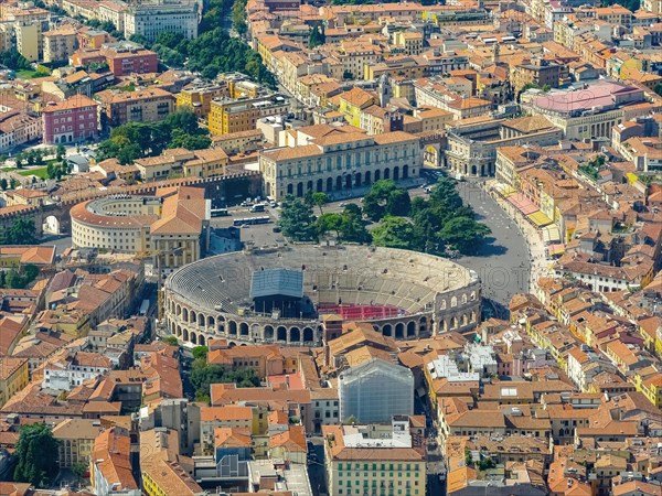 City centre with Palazzo Barbieri and Arena di Verona