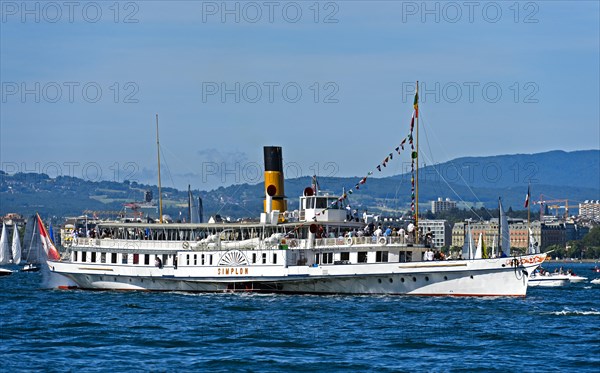 Schaufelraddampfer Simplon on Lake Geneva