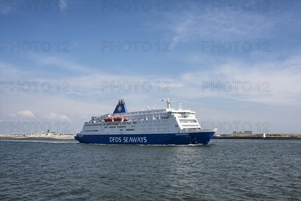 Ferry King Seaways on the Dutch North Sea coast