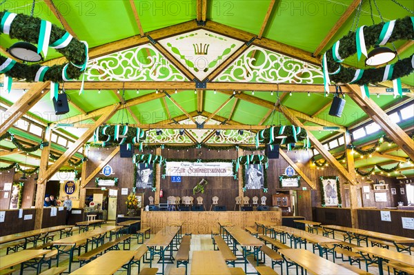 Construction of marquee for the beauty queen