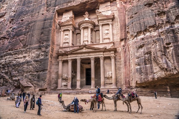 Camels in front of the treasure house of Pharaoh Khazne al-Firaun