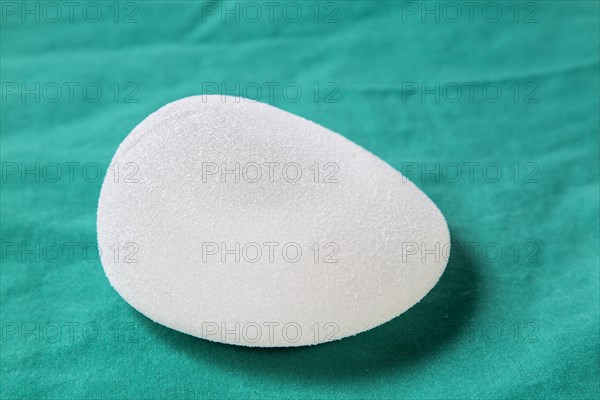 Silicone breast implant