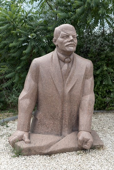 Lenin Statue