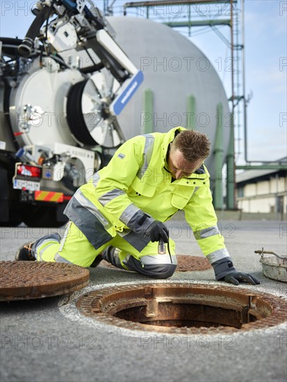 Sewer cleaning