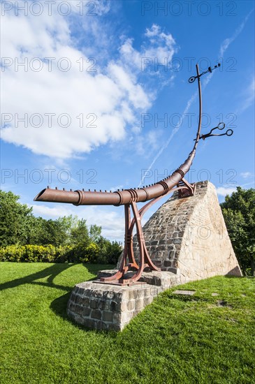 Forks astrological monument