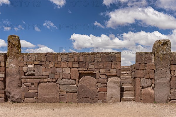 Outer wall of the Kalasasaya temple