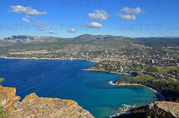 View of the sea and Cassis from Soubeyranes cliffs