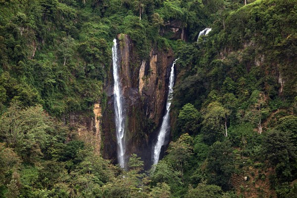 Ramboda Falls