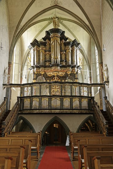 Organ loft