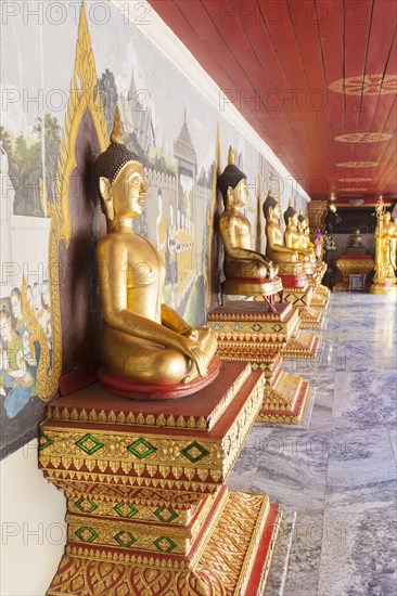 Buddha statues