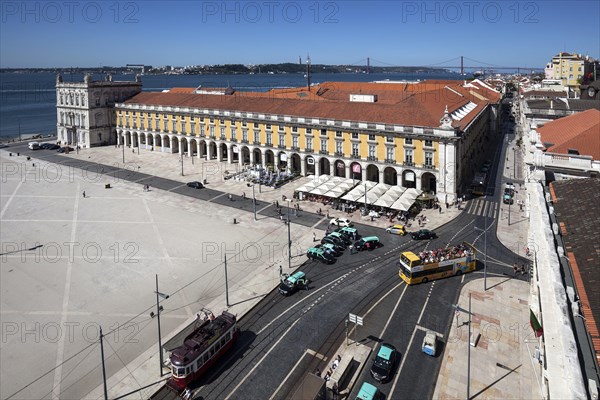 View from the Triumphal Arch of Rua Augusta