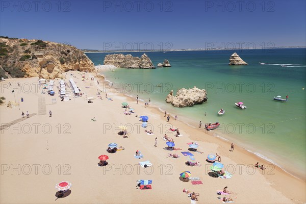 Praia da Dona Ana sandy beach