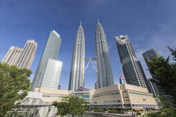 Petronas twin towers