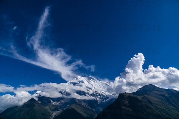 Snowcapped mountain Annapurna 2