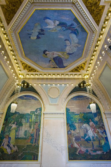 Art Nouveau murals