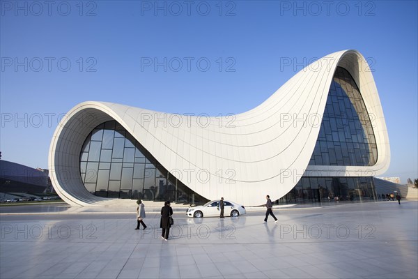 Zaha Hadid's Heydar Aliyev Museum