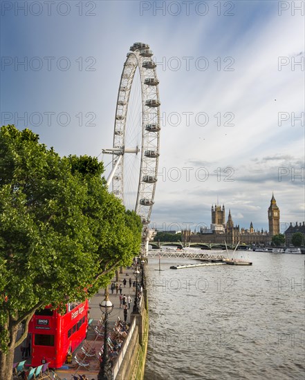 View over the Thames from Golden Jubilee Bridge