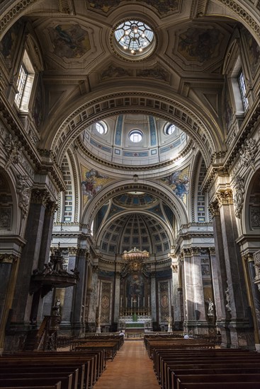 Interior chancel