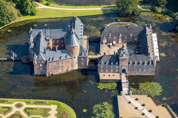 Romantik Parkhotel moated castle Anholt