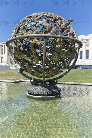 Wilson Globus or Celestial Globe