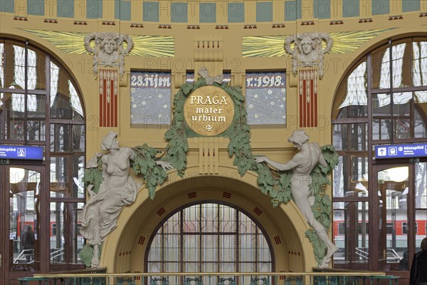 Art Nouveau Hall