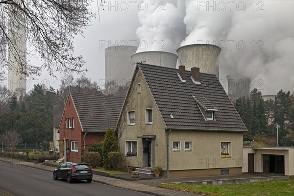 Houses in front of power plant Niederaussem