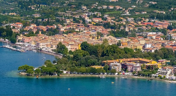 Lido Mirabello Beach