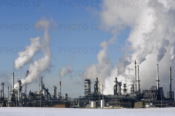 Oil refinery near Edmonton, Alberta, Canada, North America