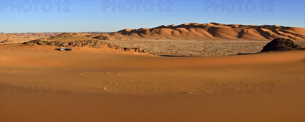 Sanddunes at In Tehak